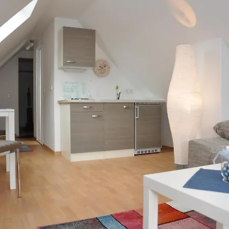 Mueritzzauber / 1 Dachgeschoss-appartement Röbel